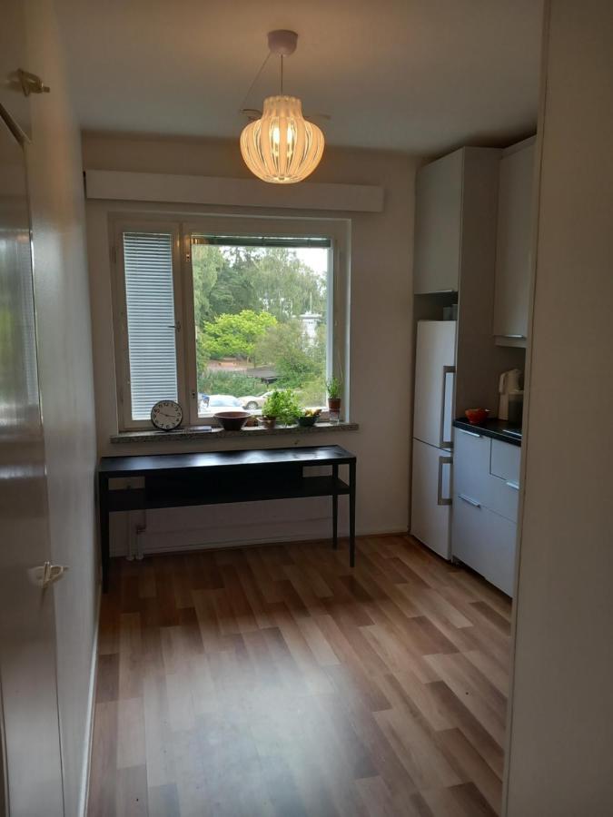 Ferienwohnung Puotilan Rose Helsinki Exterior foto