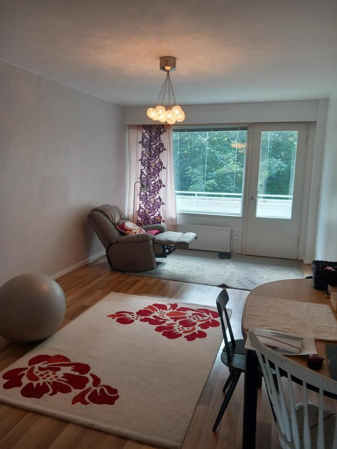 Ferienwohnung Puotilan Rose Helsinki Exterior foto